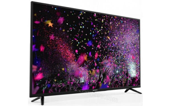 Grande telé 4k 120 pouces 20cm de largeur 50 cm de longueur